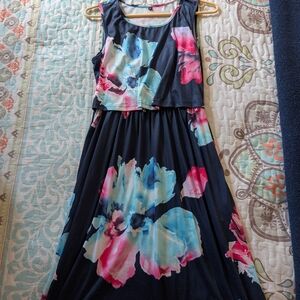 Floral Sleeveless Maxi Dress (Maternity)